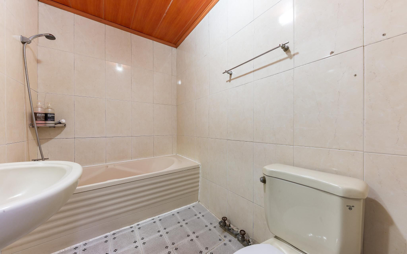Bathroom 4, Cheongju King, Cheongwon