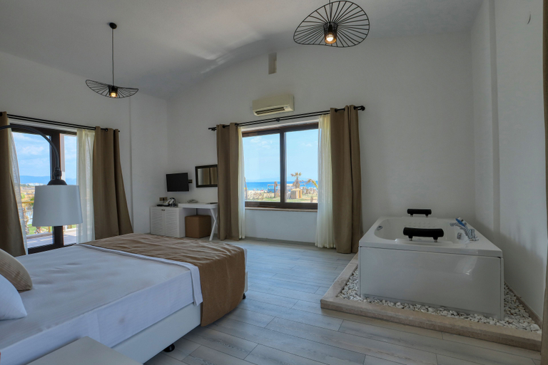 Bedroom 4, Ayvalık Sea Resort, Ayvalık