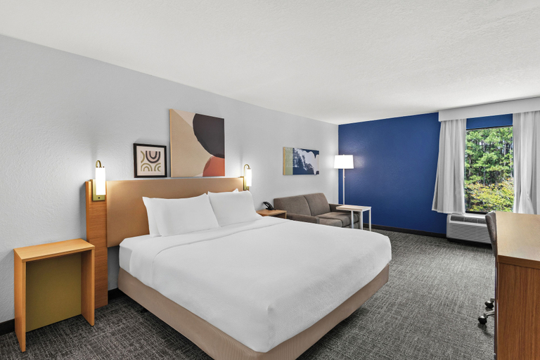 Bedroom 3, Spark by Hilton Alpharetta Roswell, Fulton