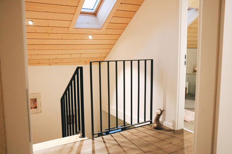 Others 5, Grande chambre a louer, Porrentruy