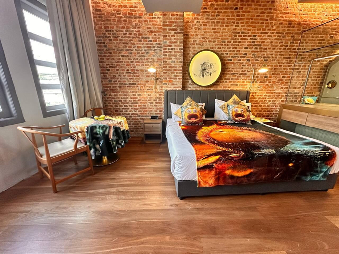 Room 4, Loke Thye Kee Artiste Boutique Hotel, Pulau Penang