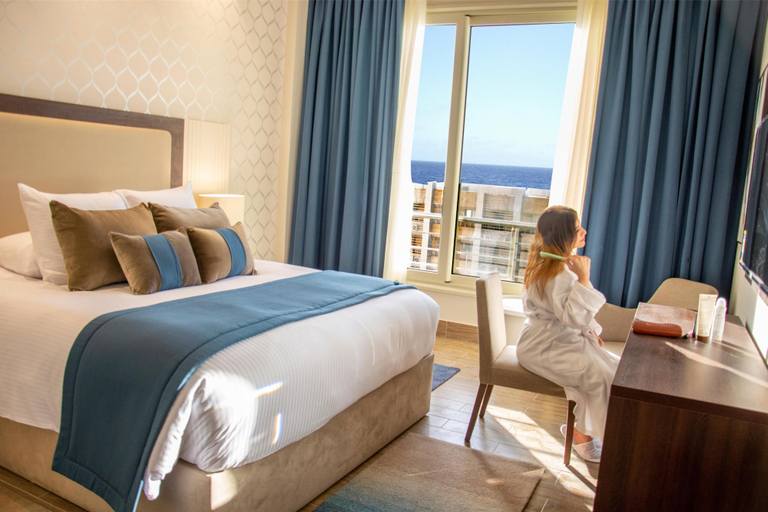 Bedroom 4, Helnan Mamoura Hotel & Events Center, Al-Muntazah