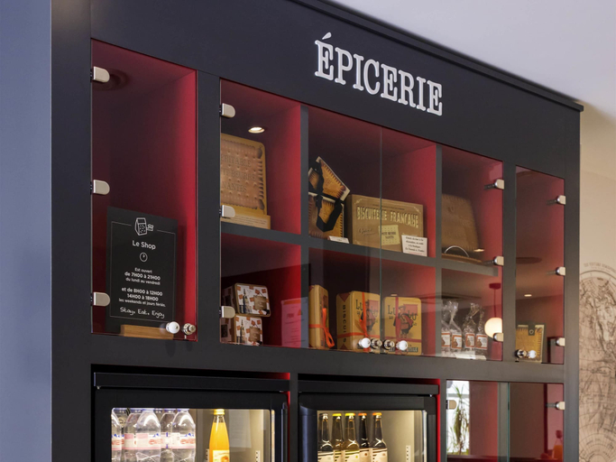 Food & Drinks 5, Aparthotel Adagio Access Nantes Viarme, Loire-Atlantique