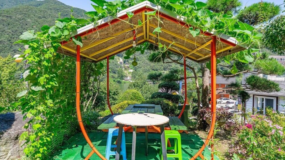 Others 5, Cheungpungmyungwol Pension, Gapyeong