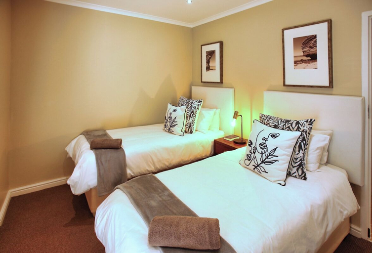 Others 5, Ellefsen Golf Suite 108, Langebaan 4-Sleeper, West Coast