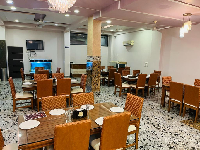 Food & Drinks 5, Hotel Royal Heritage, Sirohi