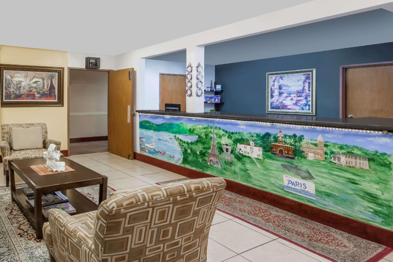 Public Area 2, Super 8 by Wyndham Paris, Henry