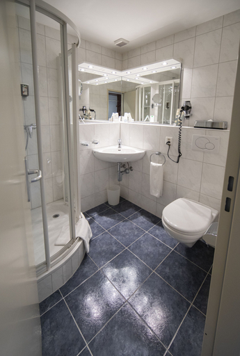 Bathroom 4, Ochsen Lenzburg, Lenzburg