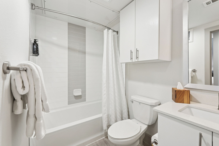 Bathroom, Sentral East Austin at 1630 E. Sixth, Travis