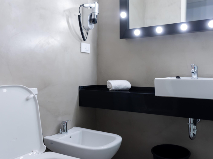 Bathroom 4, ibis Styles Buenos Aires Florida, Distrito Federal