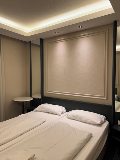 Bedroom 3, Adrett Hotel Königsallee, Düsseldorf