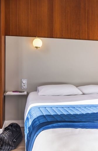 Bedroom 4, Hôtel Bristol Metz Centre Gare, Moselle