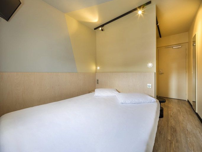 Bedroom 3, ibis budget Forbach Centre, Moselle