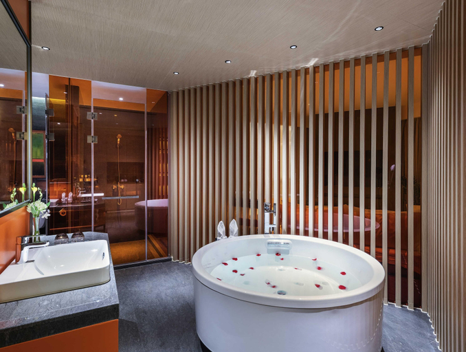 Bathroom 3, Mercure Nanjing Olympic EXPO, Nanjing