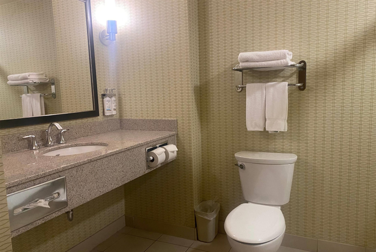 Bathroom 4, Wingate by Wyndham Fort Saskatchewan, Division No. 11