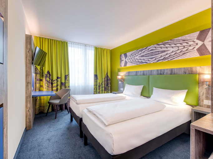 Bedroom 4, ibis Styles Tuebingen, Tübingen