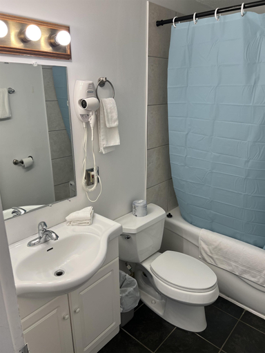 Bathroom 4, Harbourview Inn, SureStay Collection by Best Western, Cape Breton