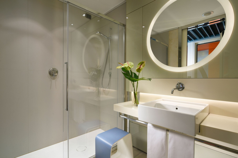 Bathroom 4, UNA Hotels Bologna Centro, Bologna