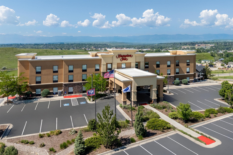 Exterior & Views 1, Hampton Inn Sheridan, Sheridan