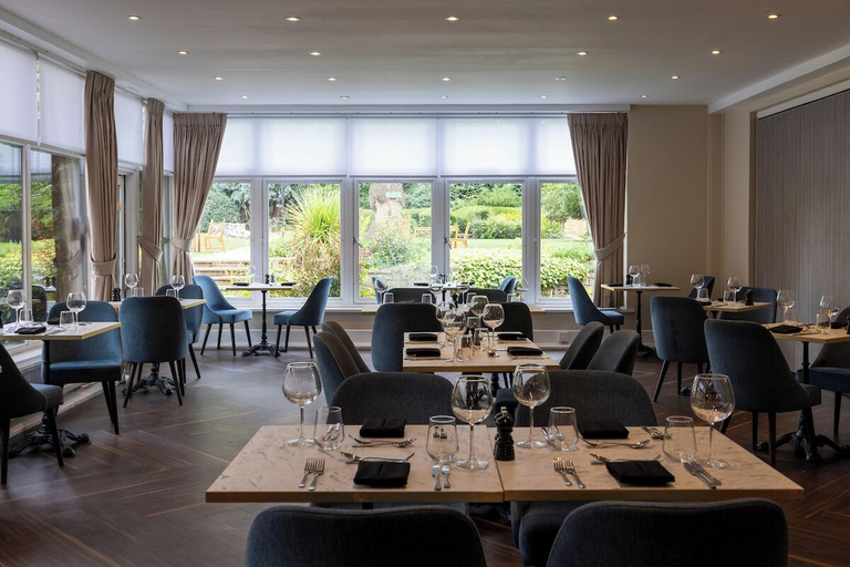 Food & Drinks 5, Whately Hall, Oxfordshire