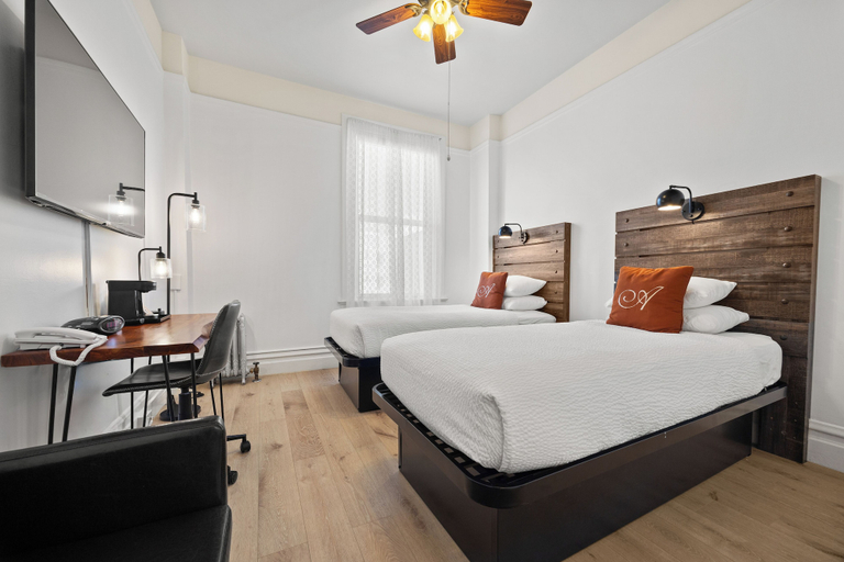 Bedroom 3, The Andrews Hotel, San Francisco