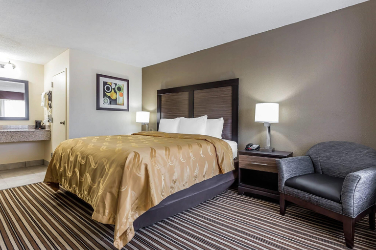 Bedroom 2, Quality Inn Pinehurst Area, Moore