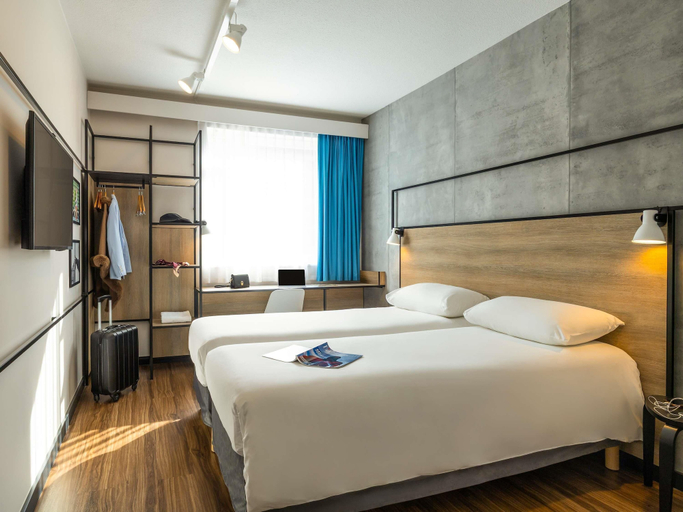 Bedroom 5, ibis Namur Centre, Namur