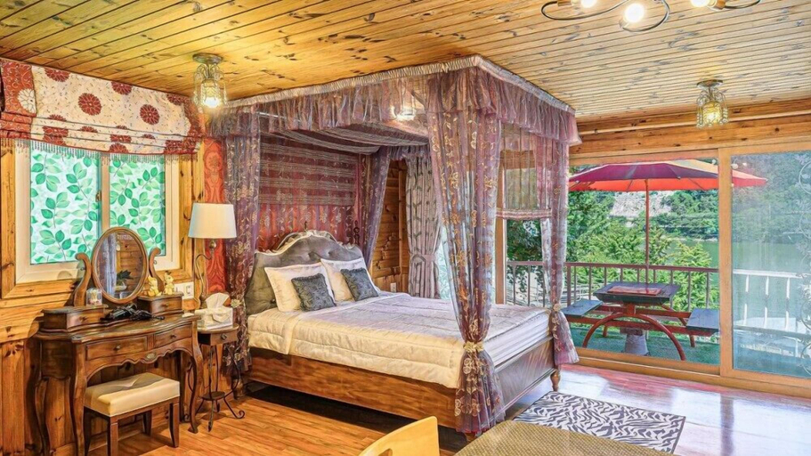 Bedroom 3, Cheungpungmyungwol Pension, Gapyeong