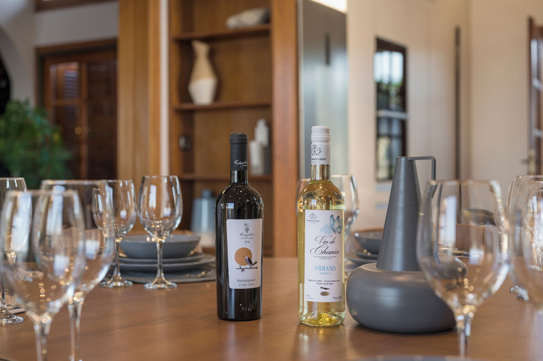 Food & Drinks, Azatis Luxury Villa, Crete