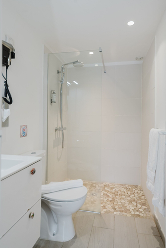 Bathroom 4, Hôtel Frégate Bleue, Le François
