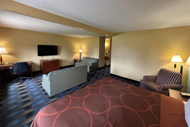 Bedroom 3, Super 8 by Wyndham Staunton, Macoupin