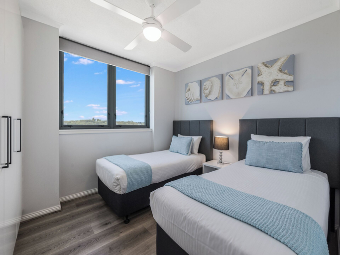 Bedroom 5, Meridian Alex Beach Apartments, Maroochy - Mooloolaba