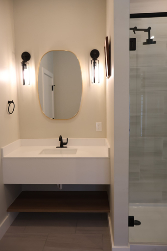 Bathroom 4, Elm House Inn, Napa