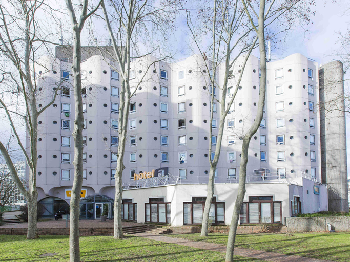 Exterior & Views 2, hotelF1 Cergy, Val-d'Oise