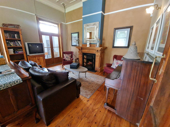 Others 5, Hill Manor Room 2 Self catering unit, Dr Kenneth Kaunda