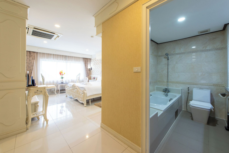 Bathroom 3, Chokdee Place, Muang Sakon Nakhon