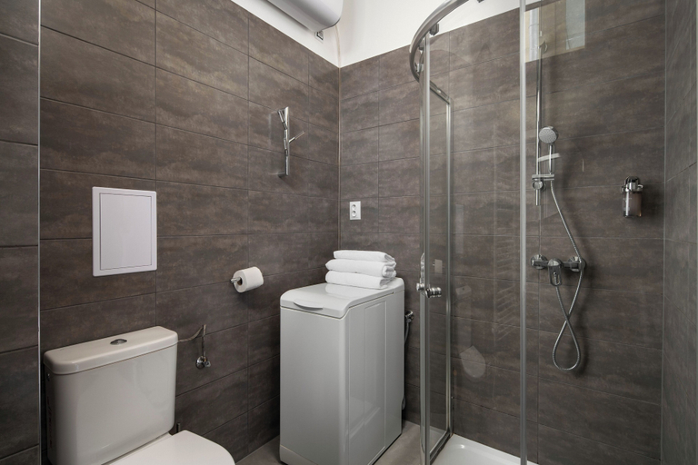 Bathroom 2, Apartment Pekarska 29 by goodnite cz, Brno