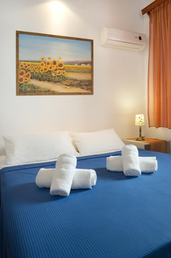 Others 2, Kotronas Bay Bungalows, Peloponnese