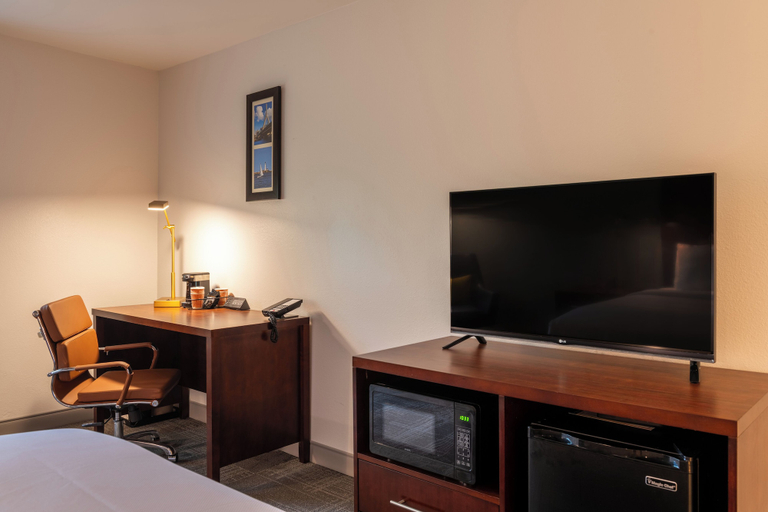 Bedroom 3, Comfort Inn Rockland - Boston, Plymouth