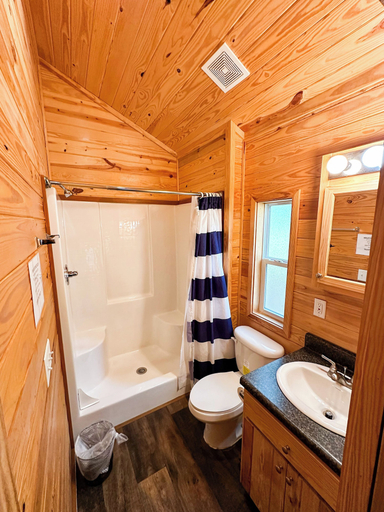 Bathroom 3, Bonanza Camping Resort, Sauk