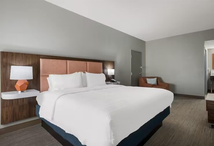 Bedroom 3, Hampton Inn Linden, Union
