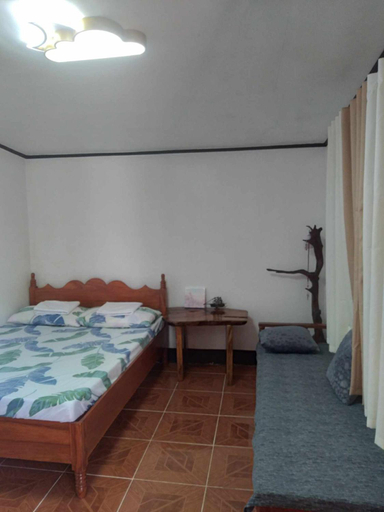 Others 4, Gracia's Transient House, Polillo