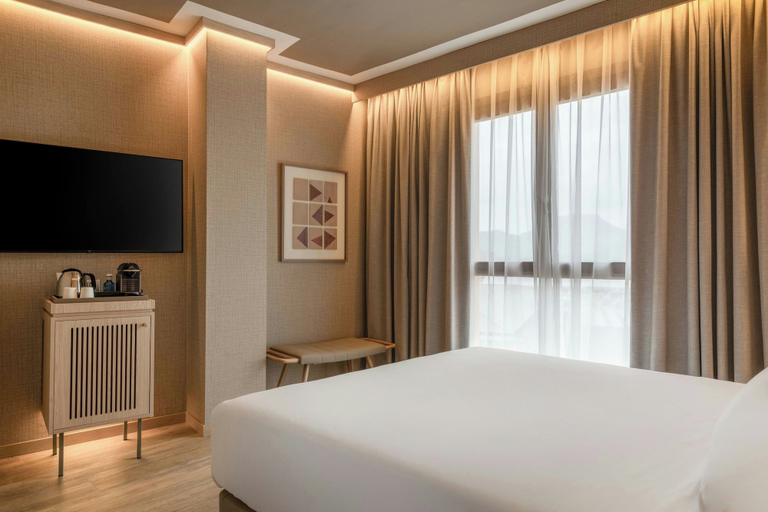 Bedroom 3, AC Hotel Cartagena, Murcia