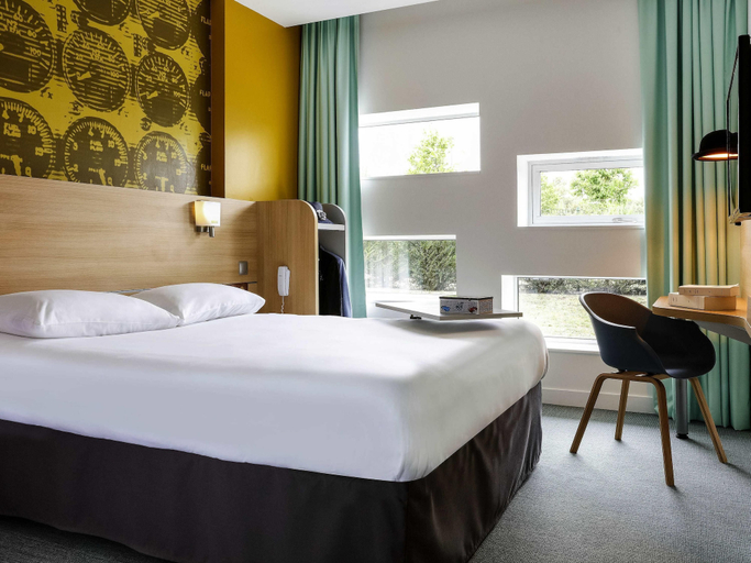 Bedroom 4, ibis Styles Le Mans Sud Mulsanne, Sarthe