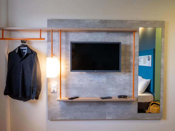 Others 5, ibis budget Leme, Leme
