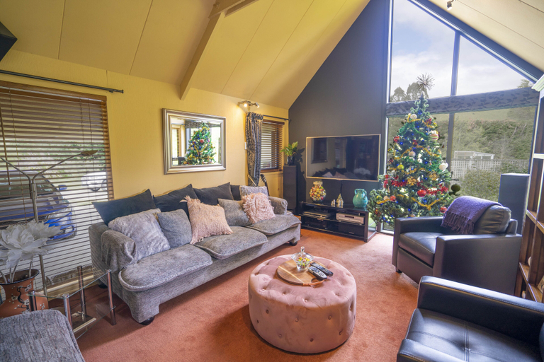 Others 3, Alpine Rock B&B, Southland