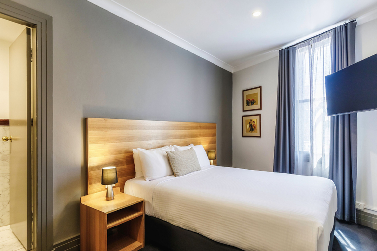 Bedroom 4, Royal Exhibition Hotel, Sydney