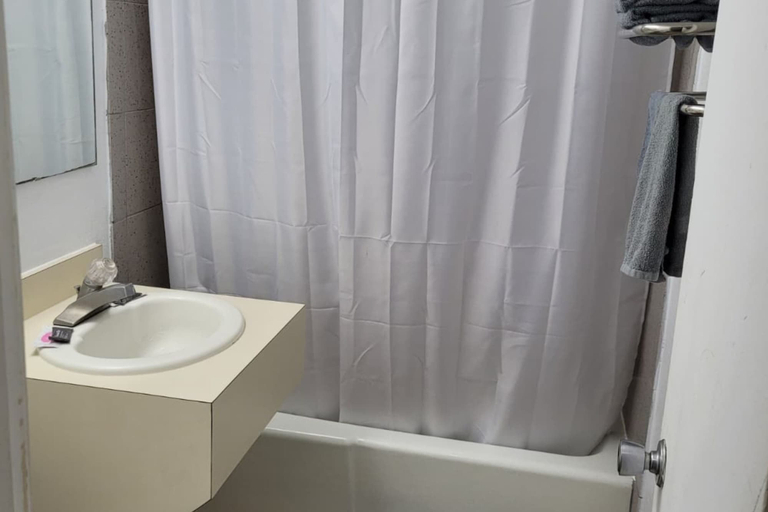 Bathroom 3, Coratel Inn & Suites by Jasper Hutchinson, Reno