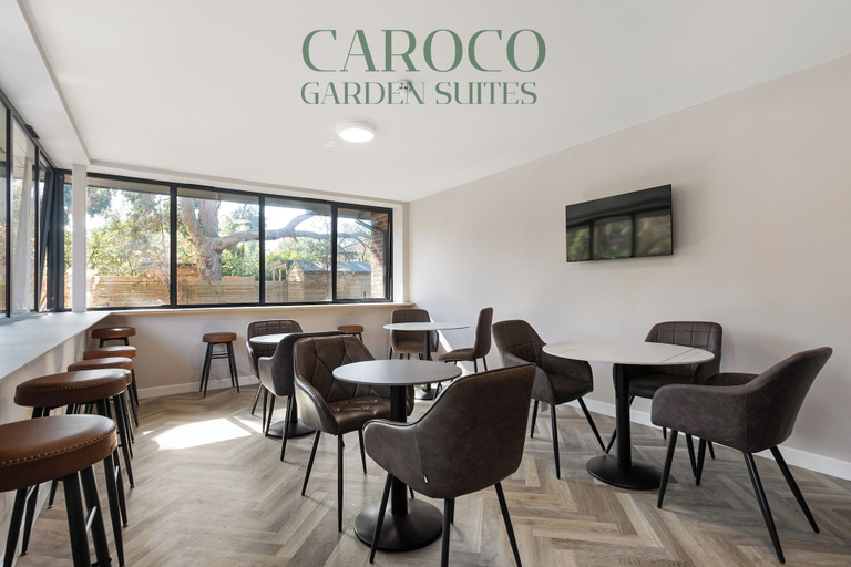 Food & Drinks 4, Westciti Caroco Aparthotel, London