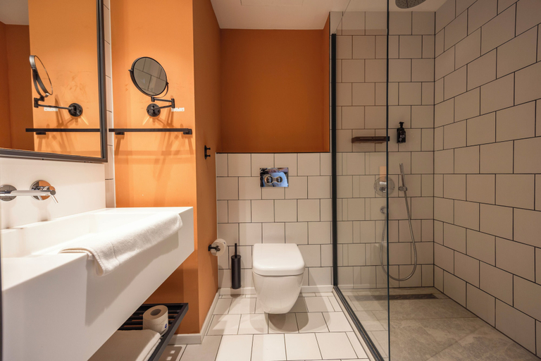 Bathroom 3, Fletcher Hotel-Restaurant Oisterwijk-Tilburg, Oisterwijk